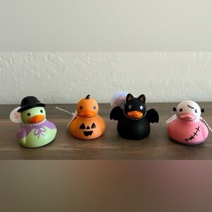 Target Bullseye Playground
Halloween Rubber Ducks Witch
Pumpkin Bat Frankenstein